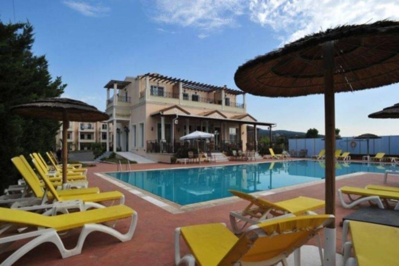 Thinalos Aparthotel 아카라비 외부 사진